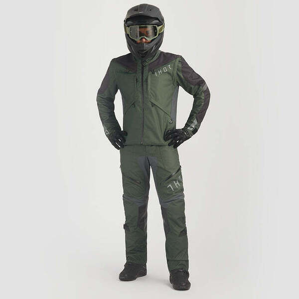 Conjunto Terrain Verde Militar