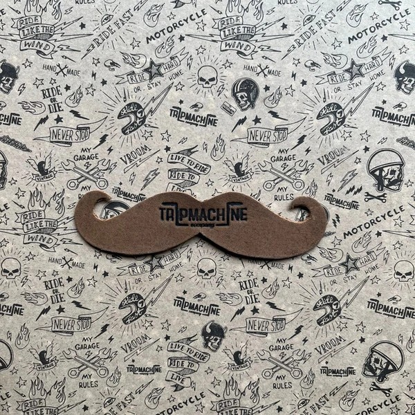 Mostacho de Cuero Tripmachine DGR 2025 Tabaco