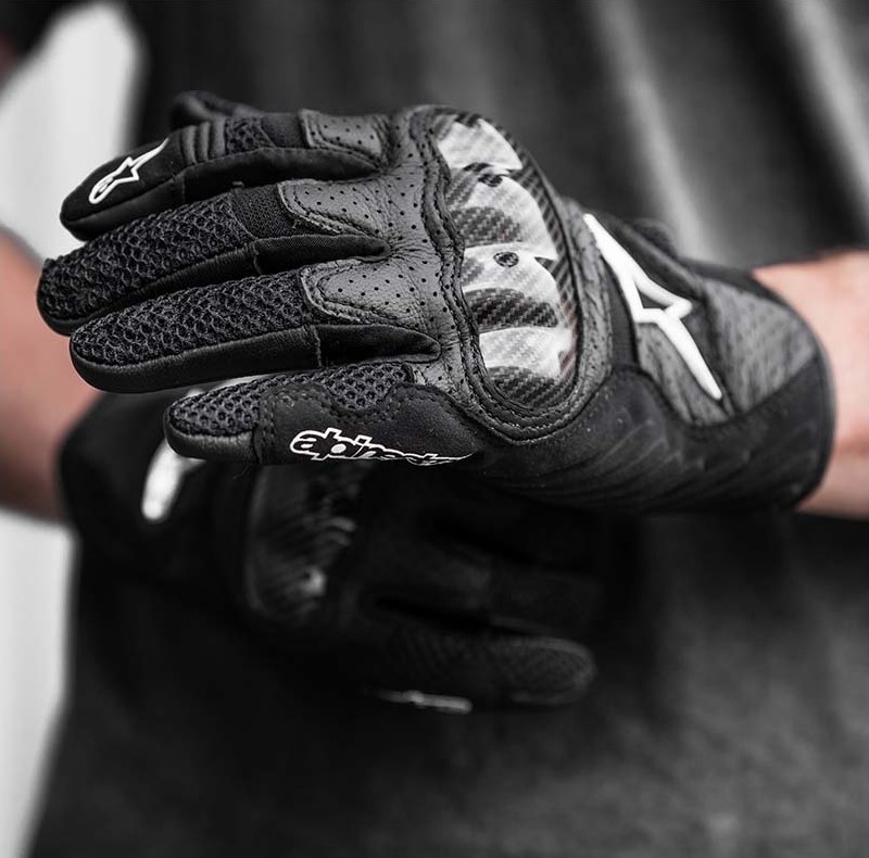 ${relatedBlogContent.title}