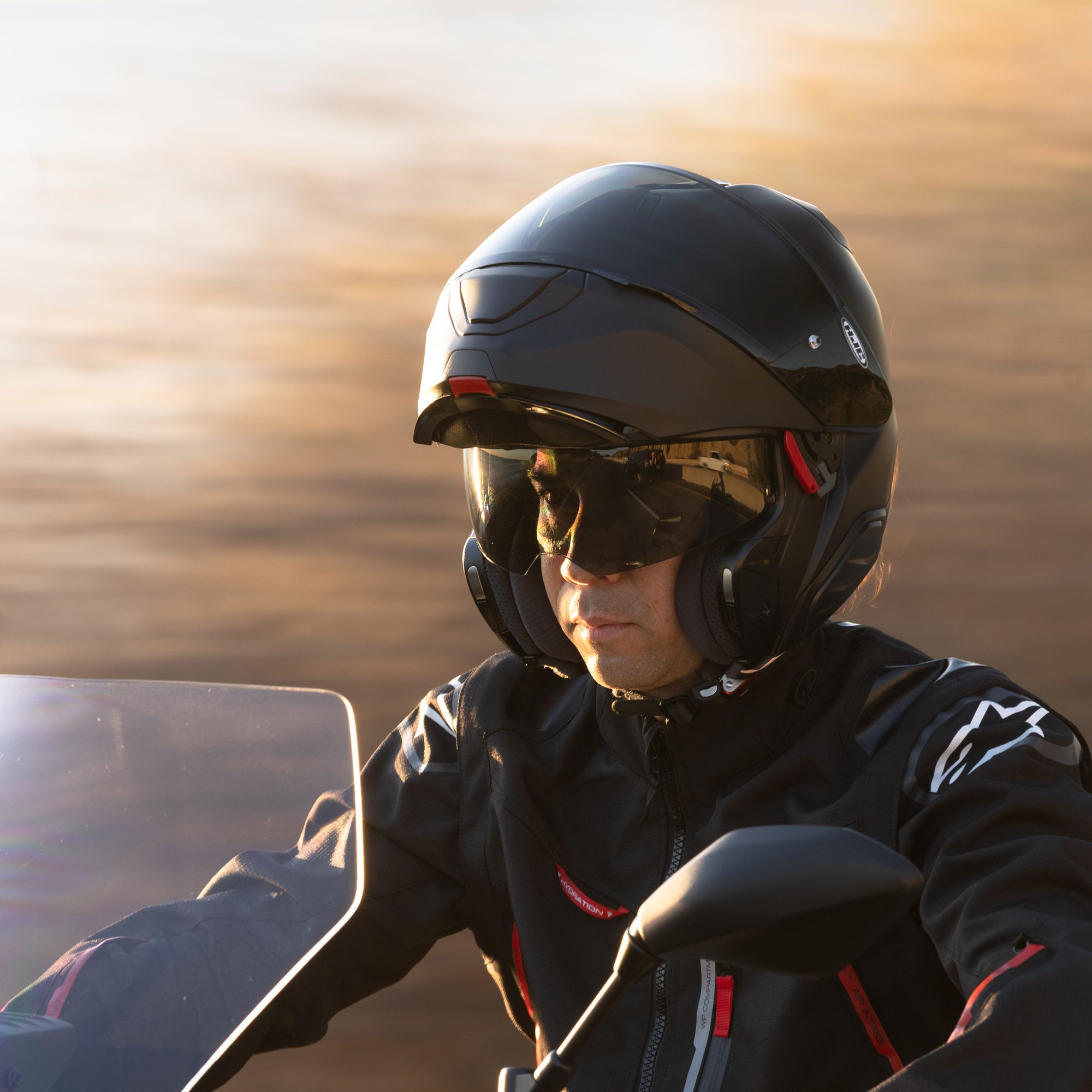 ${relatedBlogContent.title}